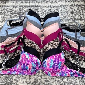 Bundle of 8 34C aerie and pink bras